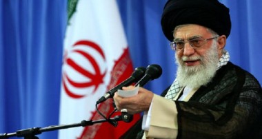دوران بزن و در رو تمام شده/ ملت ایران متعرض را رها نخواهد کرد