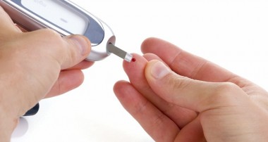 دیابتی ها با نظر پزشک روزه بگیرند