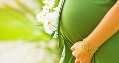شنیده‌ام که دعا و سوره‌هایی وجود دارد که اگر هنگام بارداری خوانده شود تأثیر مثبت بر روی کودک می‌گذارد، اگر ممکن است آن‌ها را در اختیارم بگذارید؟