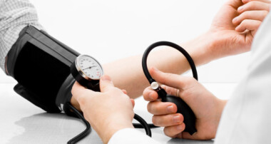 تغذیه و کنترل فشار خون